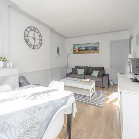 T2 Lumineux A Deux Pas Du Vieux Port, - Confort, Wi-fi, Proche Commerces - Fr-1-535-39 דירה *