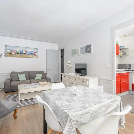 T2 Lumineux A Deux Pas Du Vieux Port, - Confort, Wi-fi, Proche Commerces - Fr-1-258-205 *