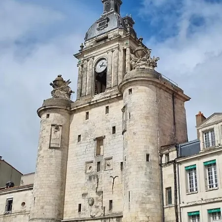 T2 Lumineux A Deux Pas Du Vieux Port, - Confort, Wi-fi, Proche Commerces - Fr-1-535-39 La Rochelle (Charente-Maritime)